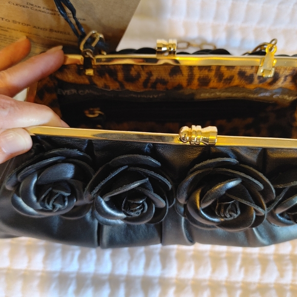 Clever Carriage - Picture 3 of 7